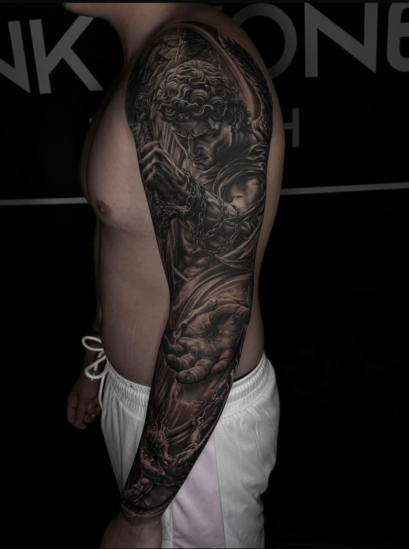 Krieger-Sleeve über den ganzen Arm in Black and Grey
