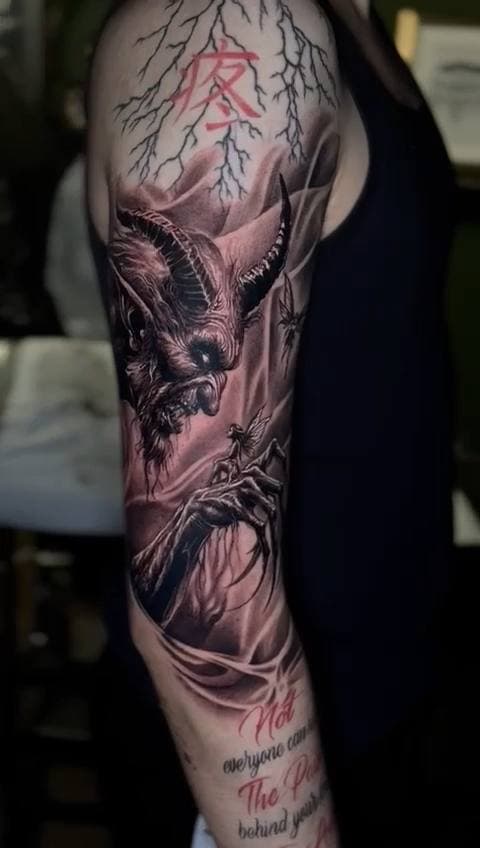 Dämon, Sleeve, tätowiert bei INK ZONE ZÜRICH
